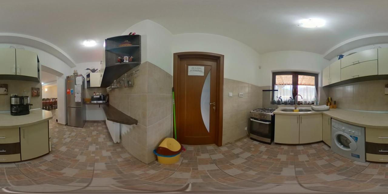 Pensiunea Maya Sâmbăta de Sus Exterior foto