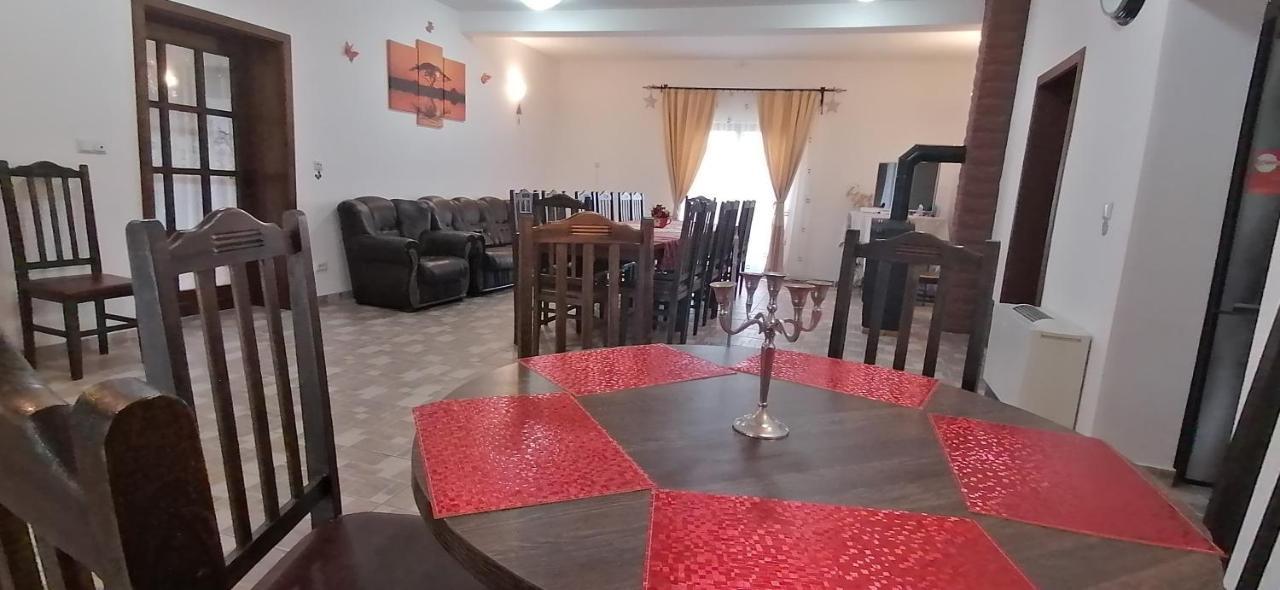 Pensiunea Maya Sâmbăta de Sus Exterior foto